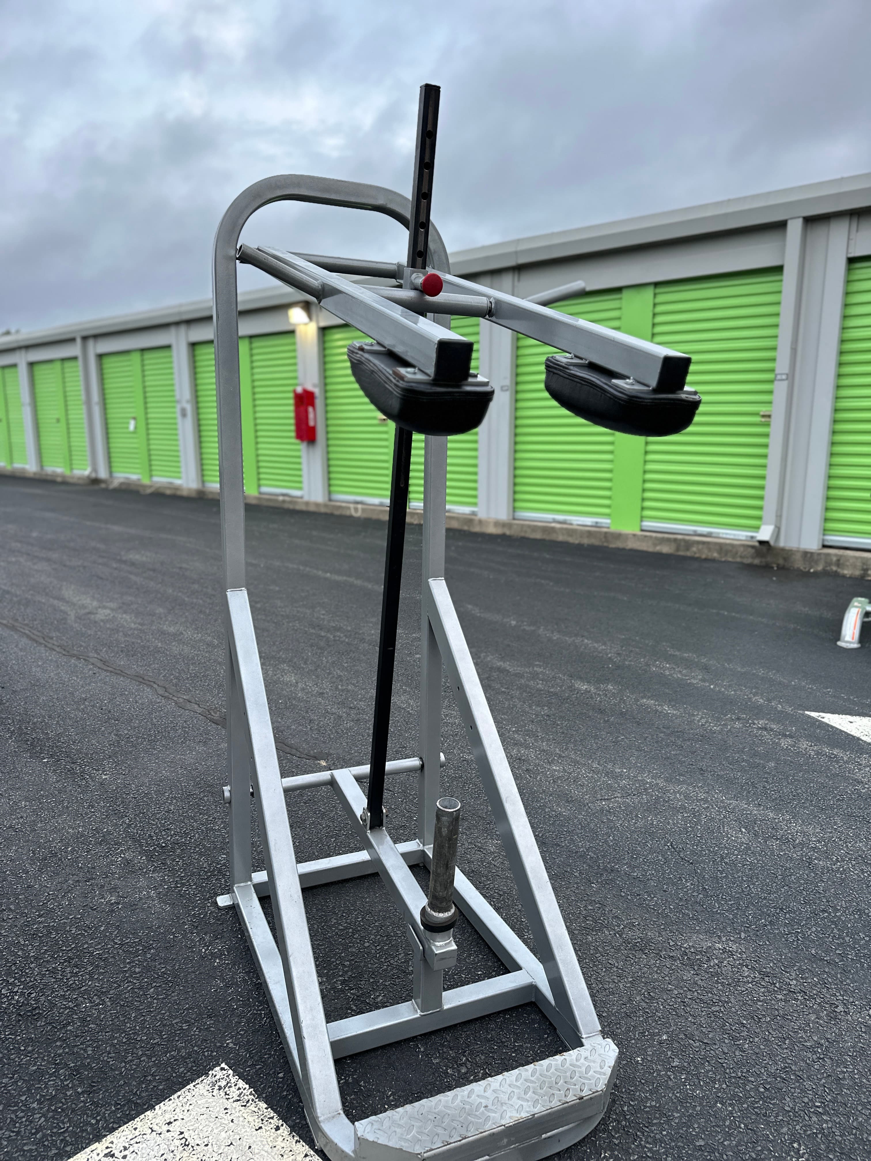 Star Trac Plate Loaded Calf