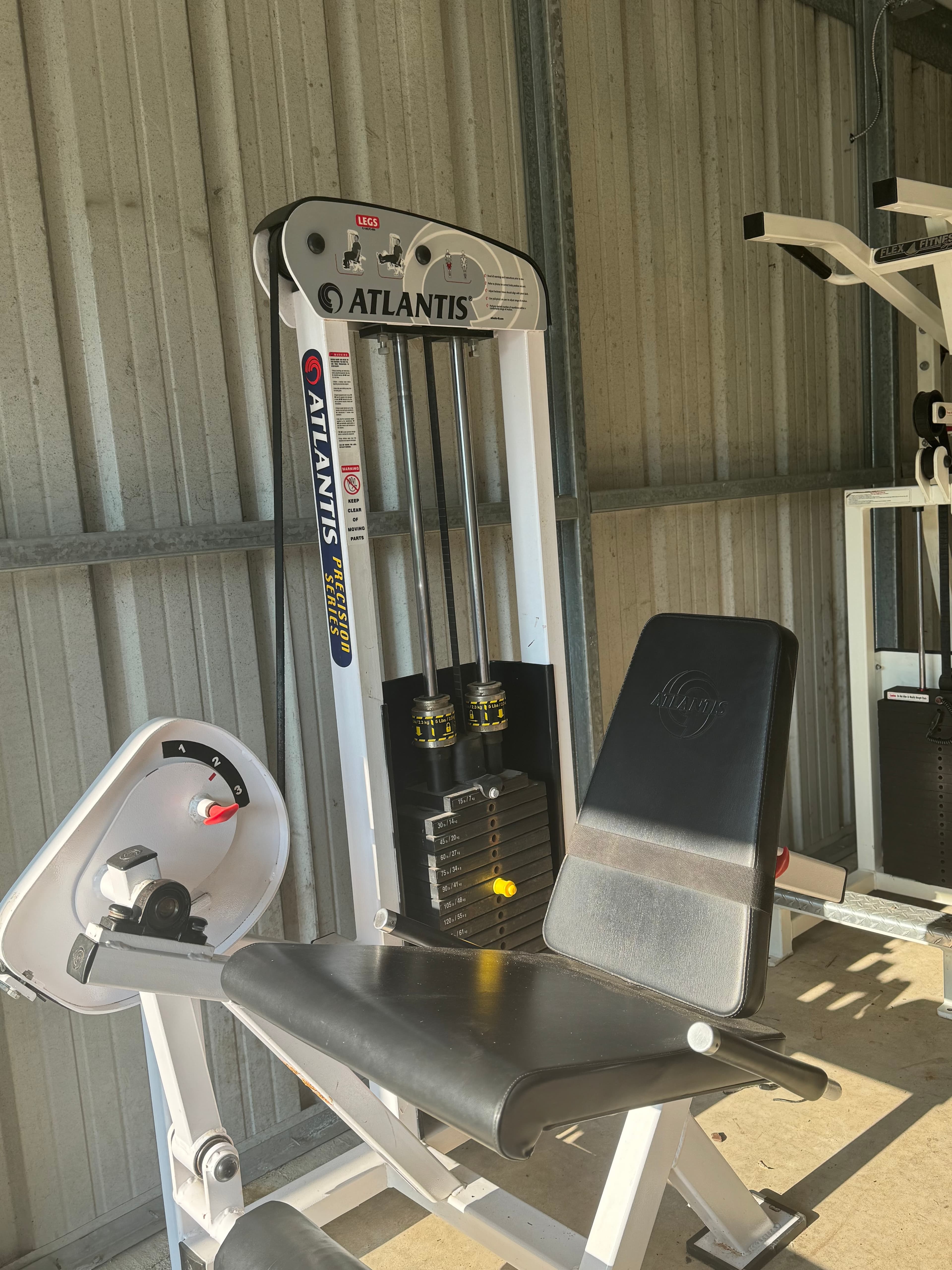 Atlantis Precision Series Leg Extension w 300 Lb Stack!