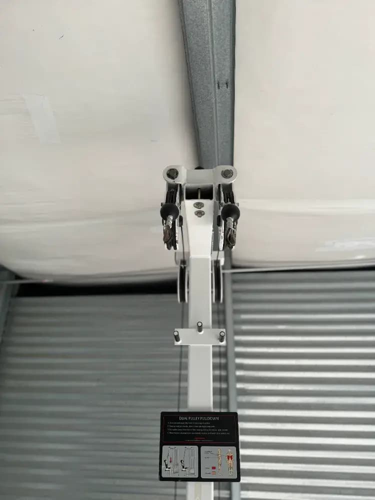 Life Fitness PRO Lat Pulldown thumbnail 3