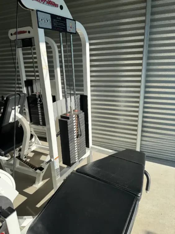 Life Fitness PRO Prone Leg Curl thumbnail 3