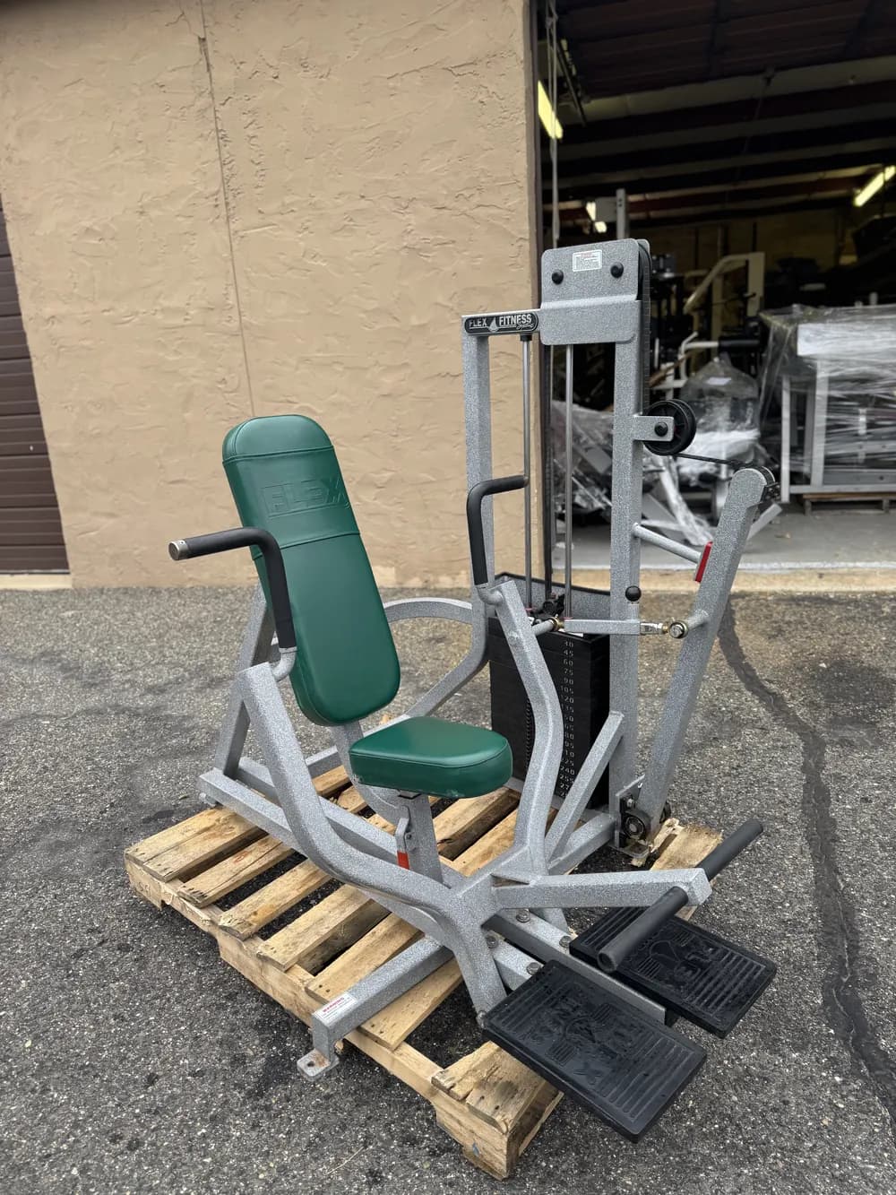 Flex Fitness Vertical Selectorized Chest Press