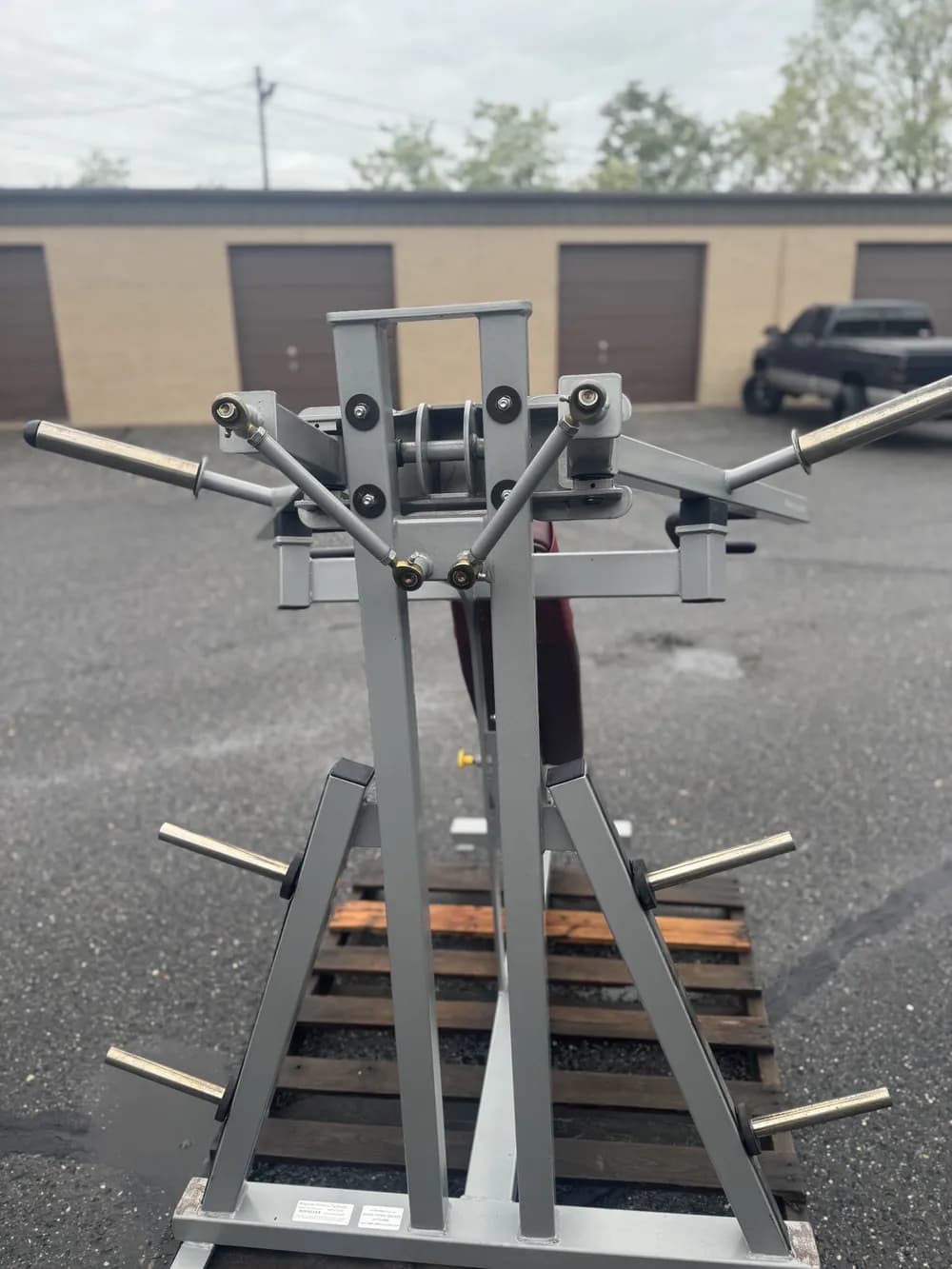 Magnum Biangular Incline Chest Press thumbnail 4