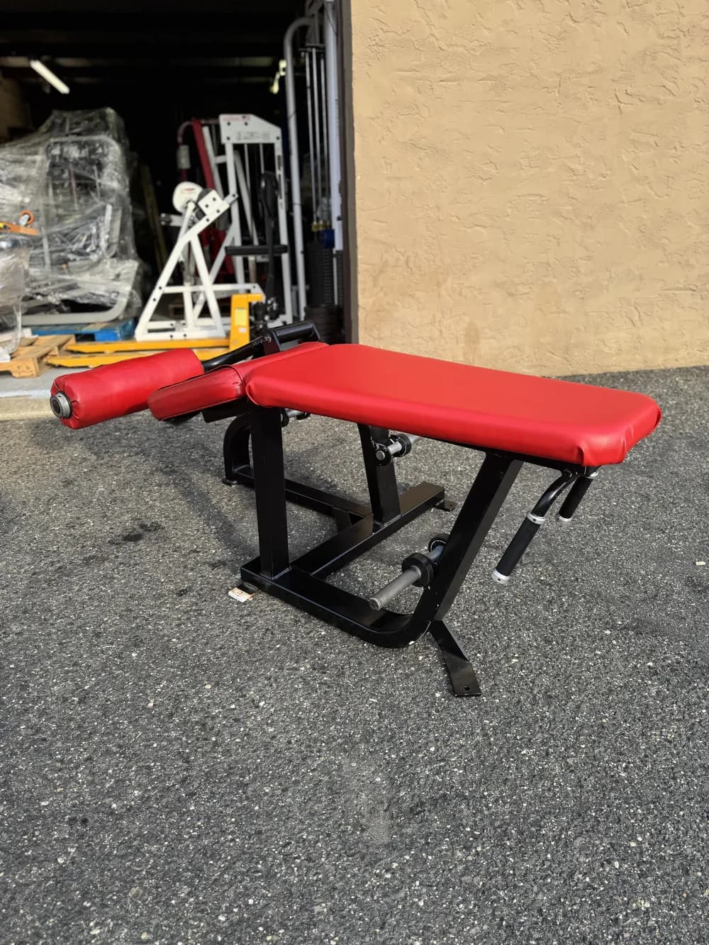 Nautilus Xpload Lying Leg Curl thumbnail 2