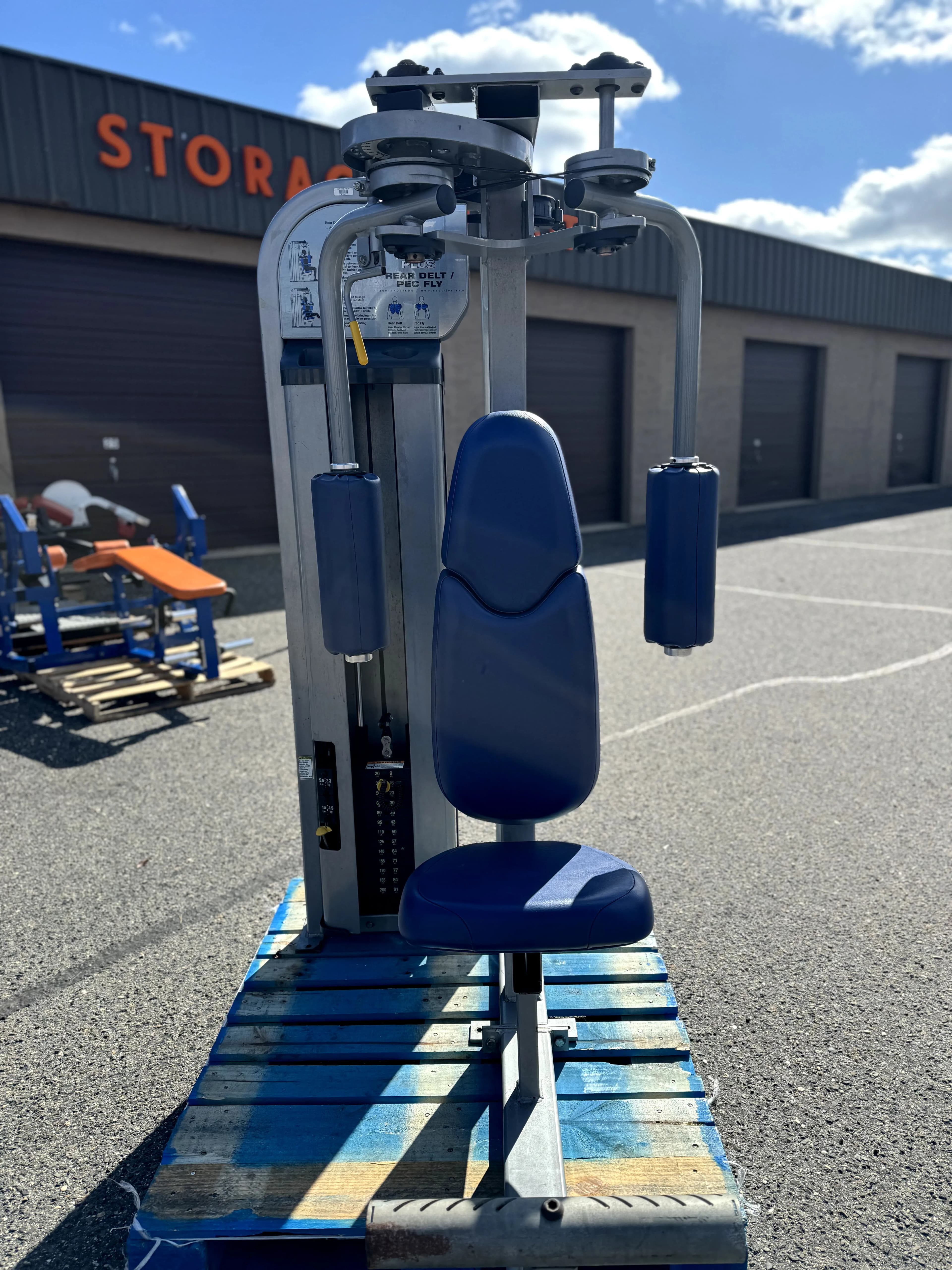 Nautilus Nitro Plus Pec Fly