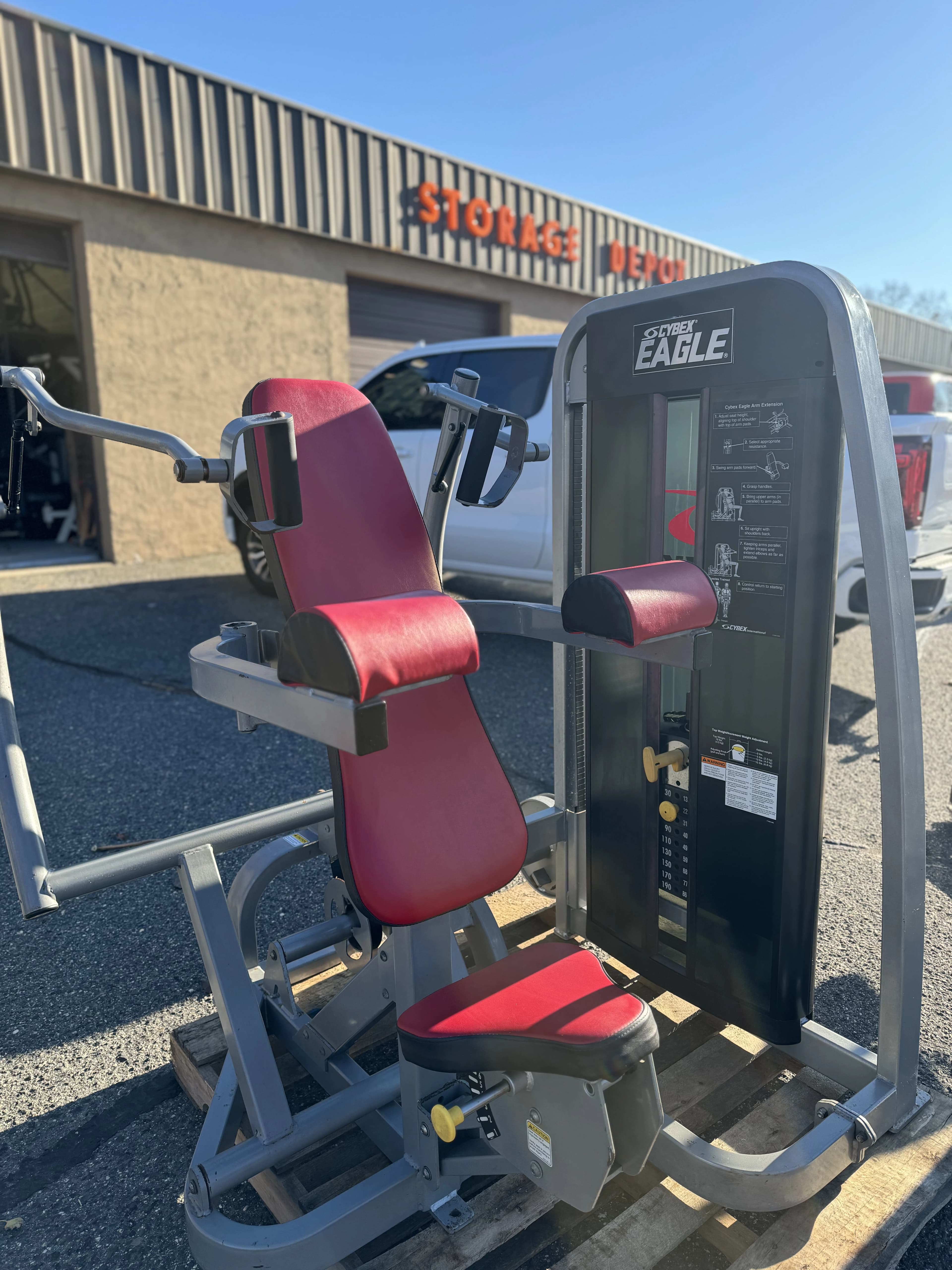 Cybex Eagle Tricep Extension