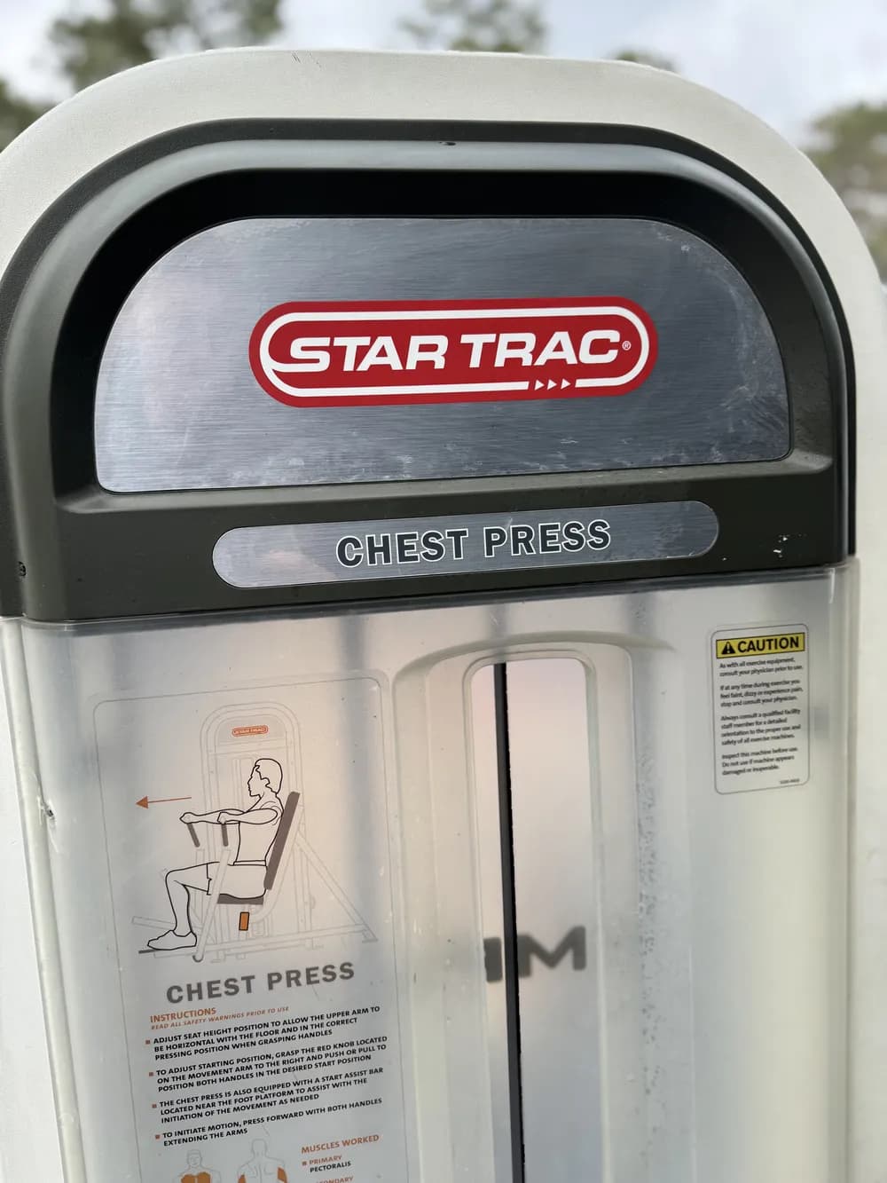 Star Trac Impact Vertical Chest Press thumbnail 2
