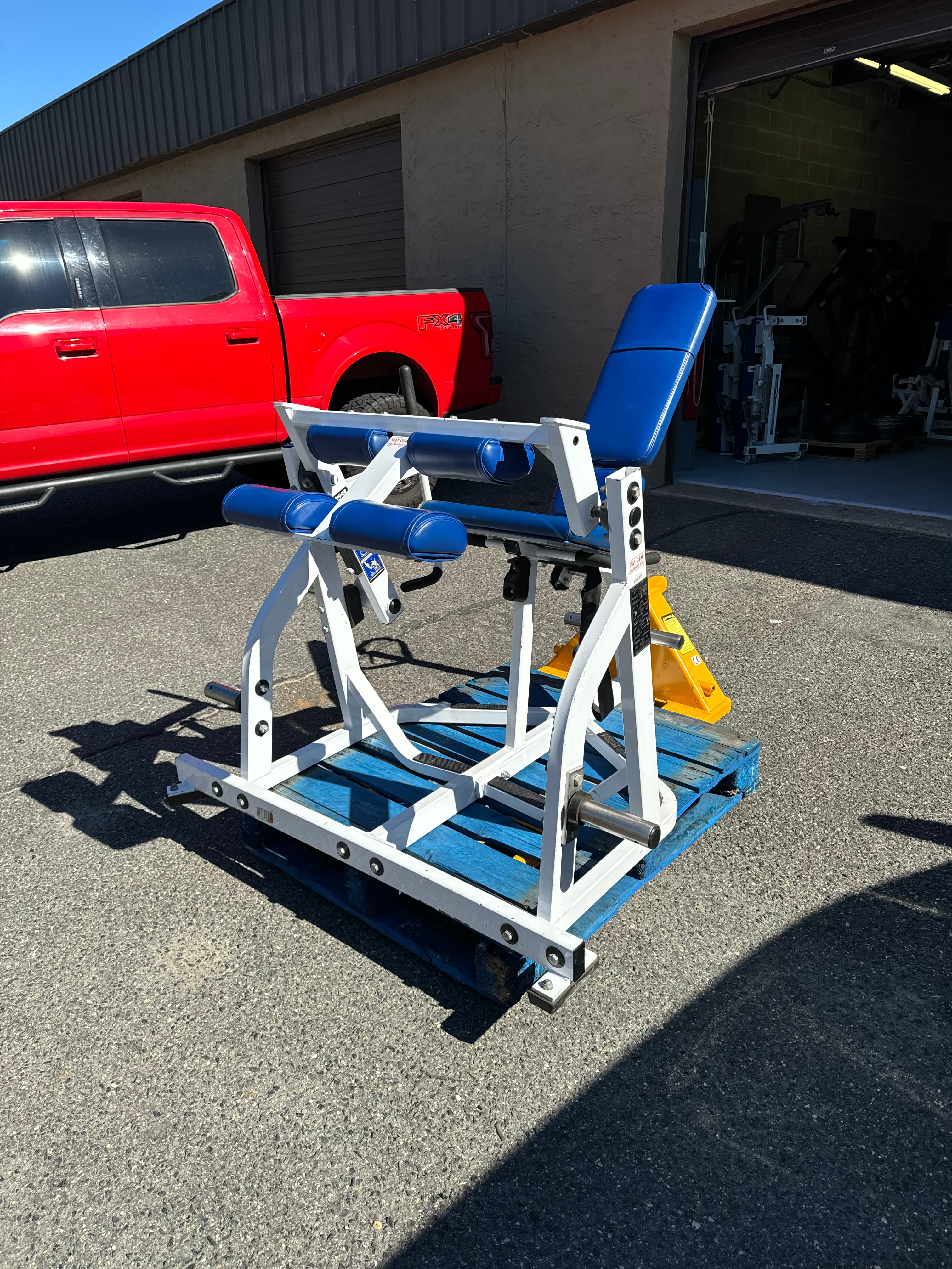 Hammer Strength Plate Loaded Leg Curl