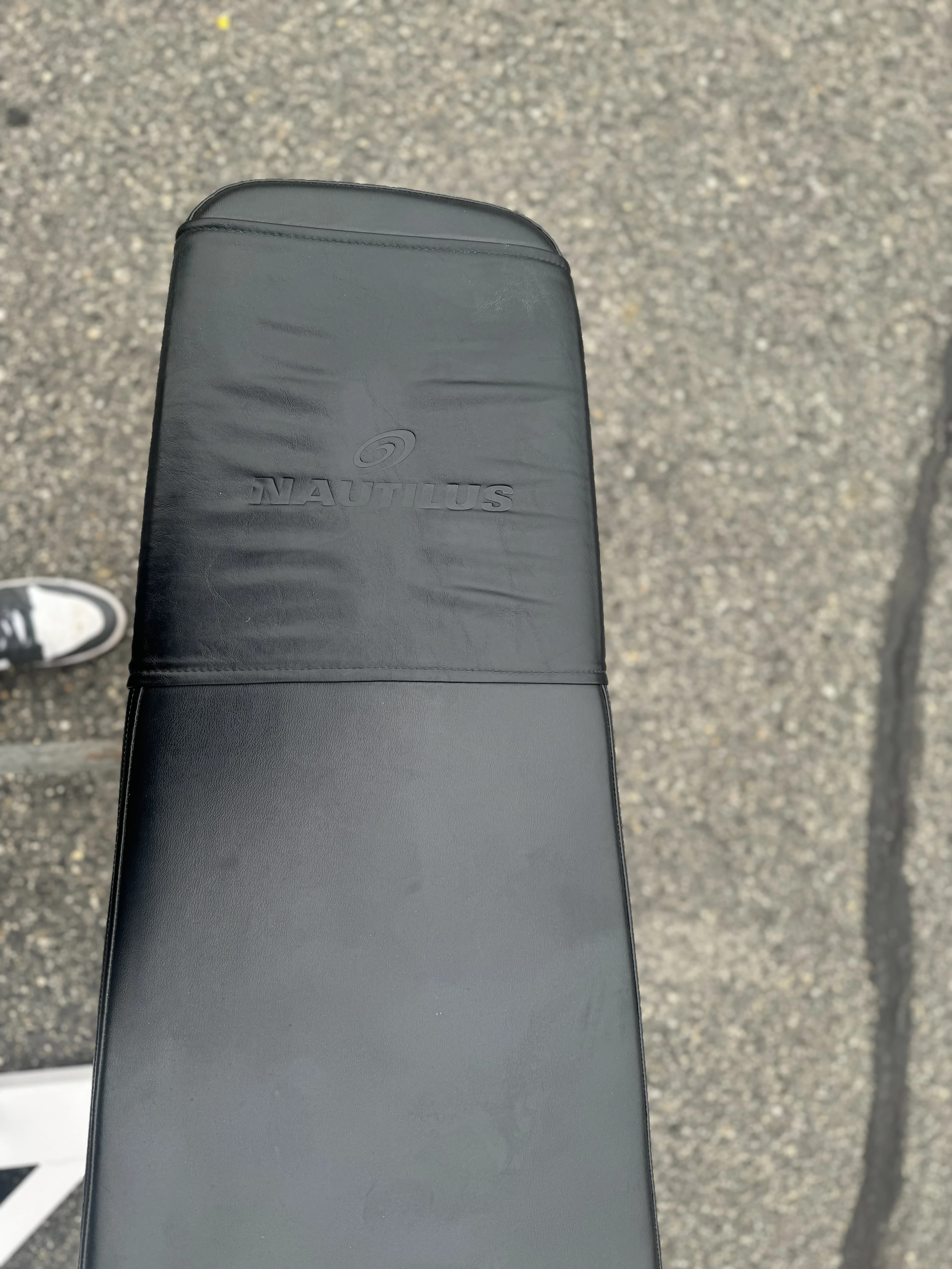 Nautilus XPLOAD Leg Curl thumbnail 5