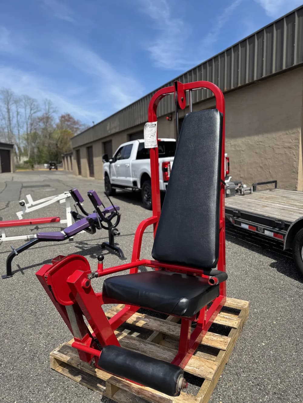 Maxicam Leg Extension